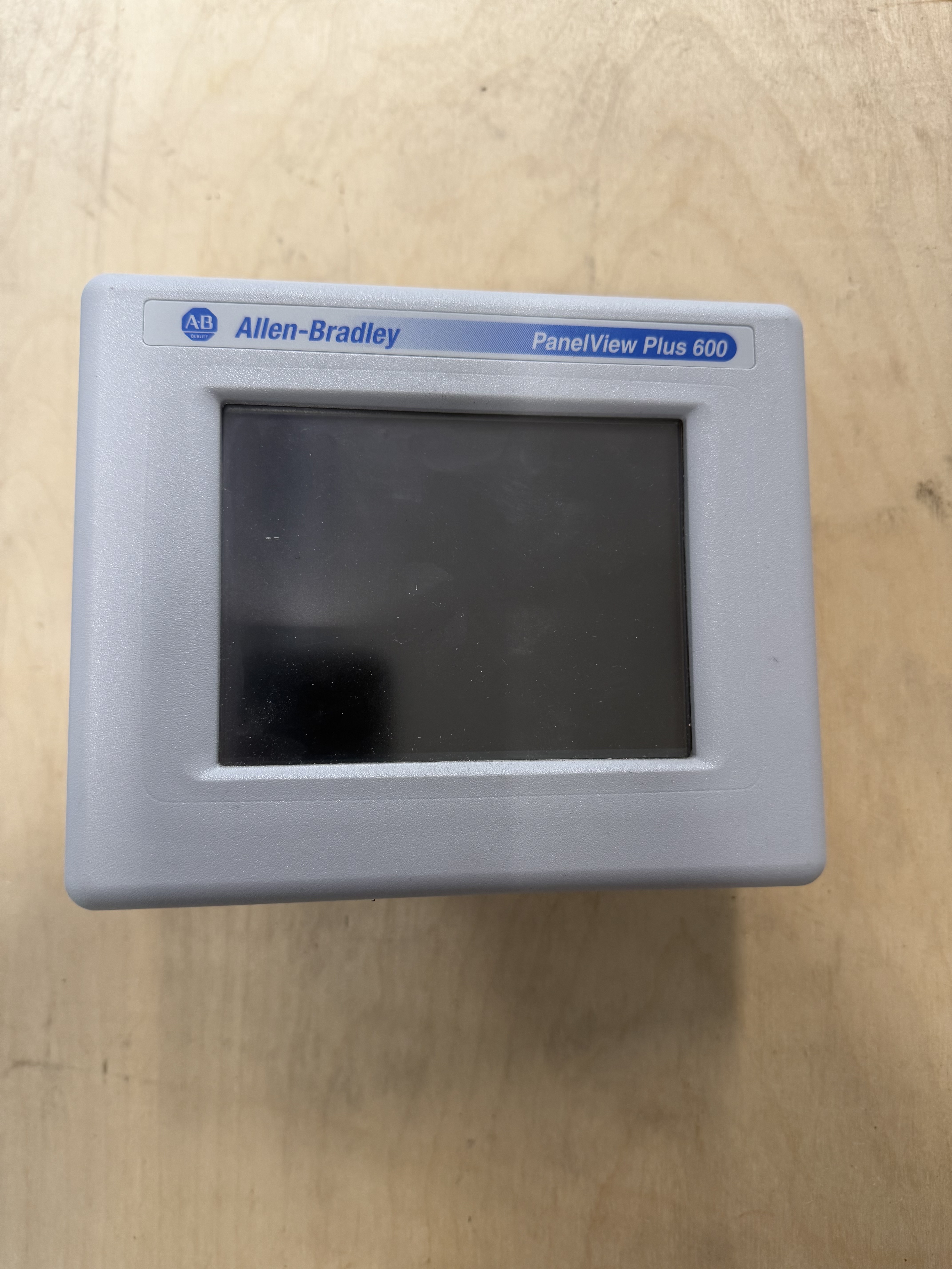 Allen-Bradley 2711P-T6C20D - used | Control Exchange